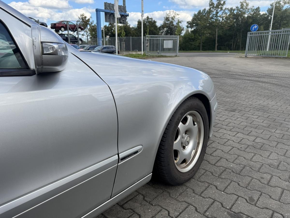 Mercedes E Klasse W211 S211 original Kotfl&uuml;gel vorn rechts 744 Brillantsilber Bj.2005